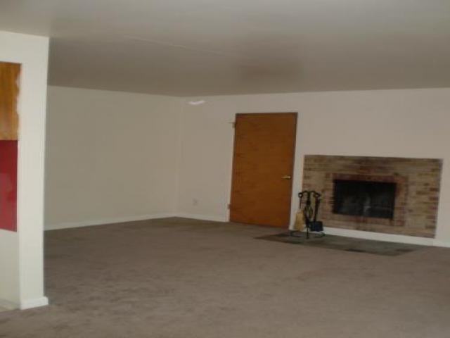 1012 W Nickerson St - Photo 3 of 6