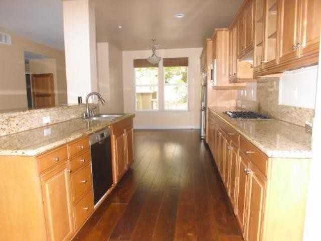 1555 Windshore Way - Photo 3 of 6