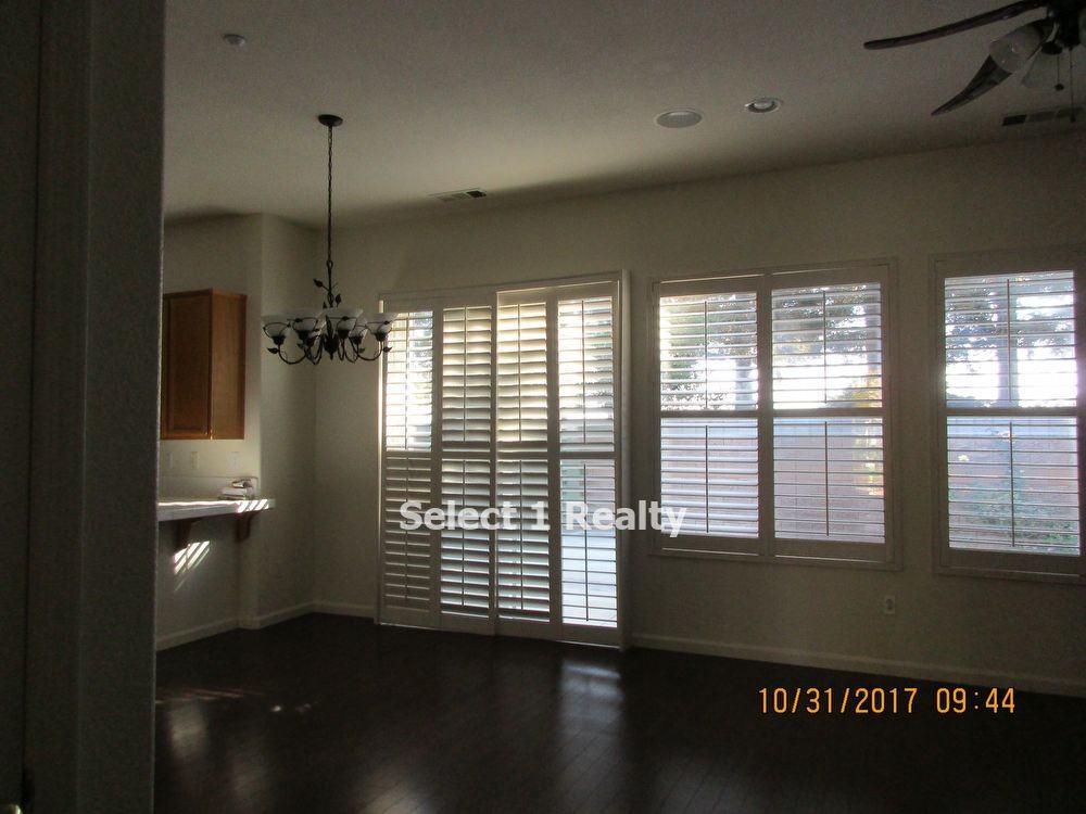 122 Panorama Way - Photo 2 of 19