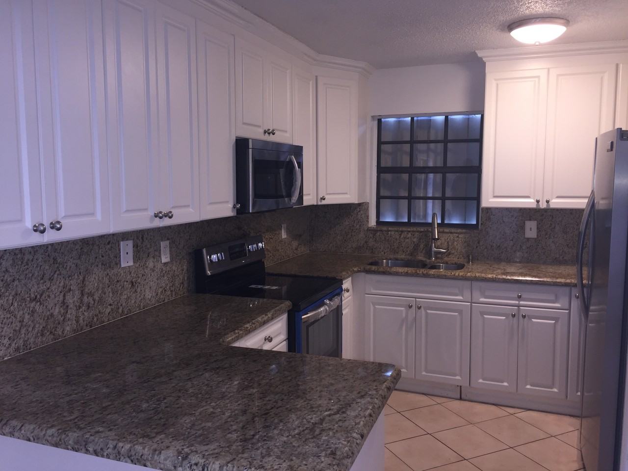 5656 Southwest 149th Place - Photo 3 of 20