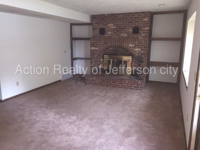 5437 Collier Ln - Photo 2 of 8