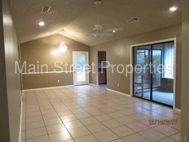 7415 Northpointe Blvd - Photo 2 of 21