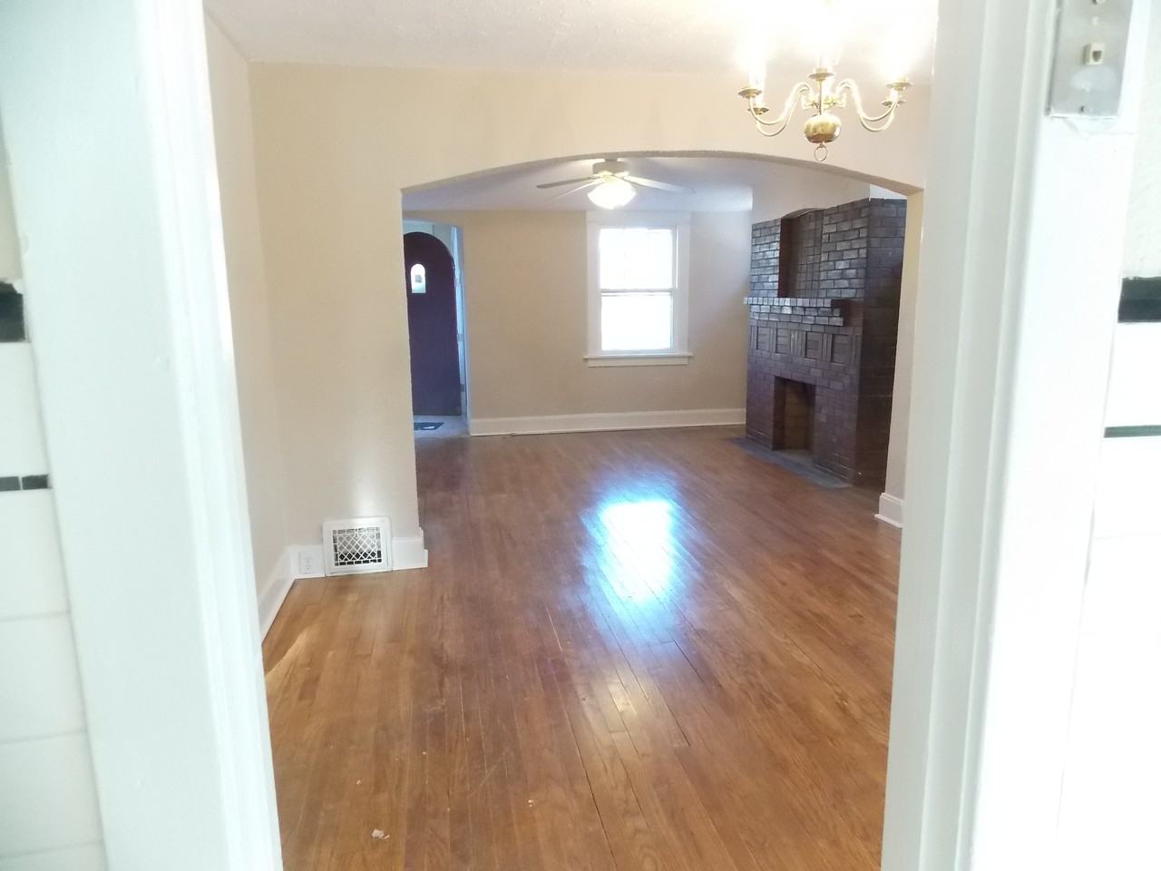 6514 Woodrow Ave - Photo 3 of 14
