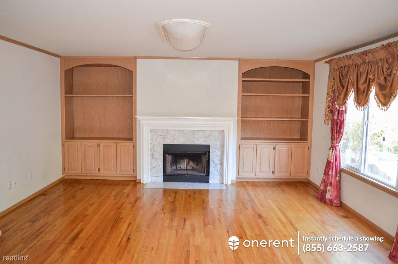 2322 179th Ct NE - Photo 2 of 18