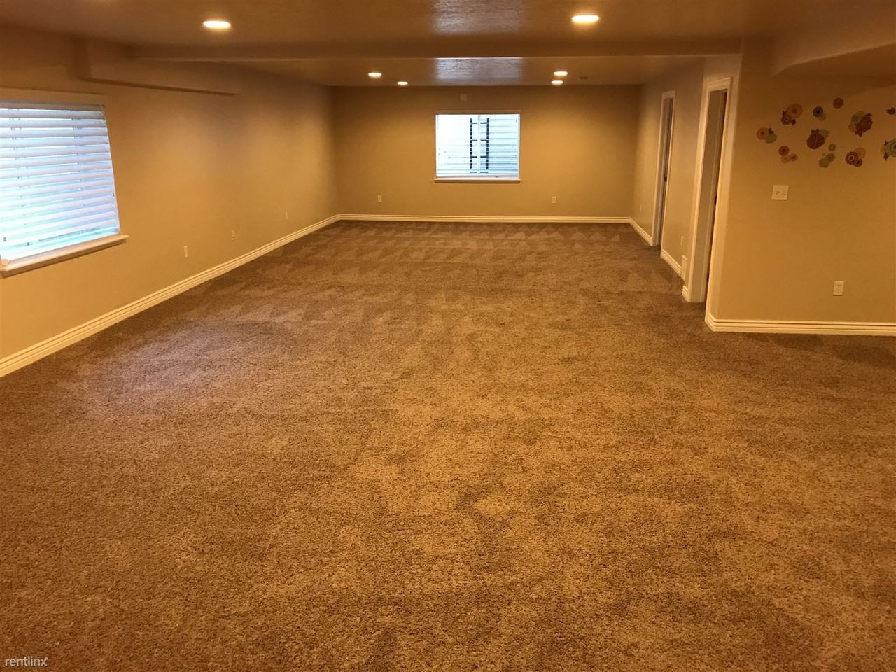 1811 E 1530 S - Photo 2 of 11