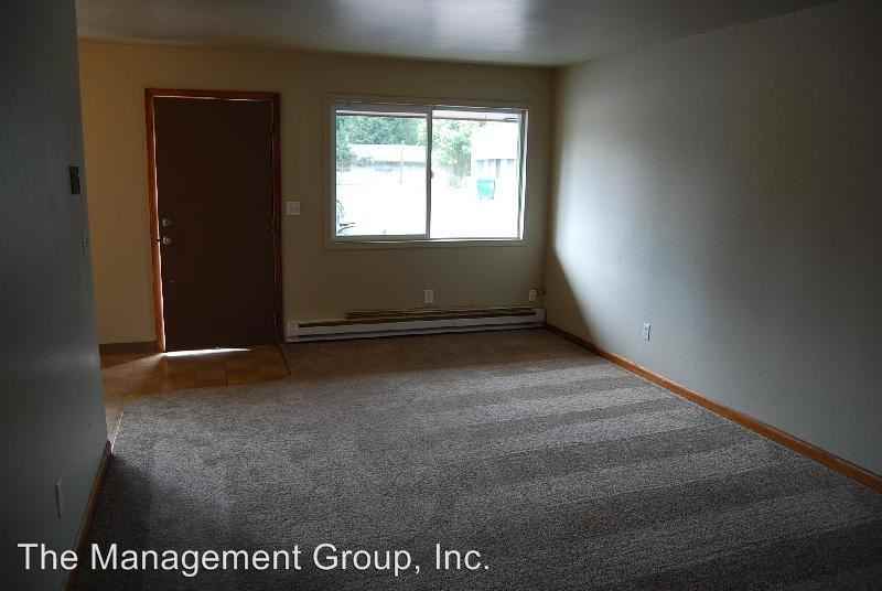 9621 E Mill Plain Blvd - Photo 3 of 10