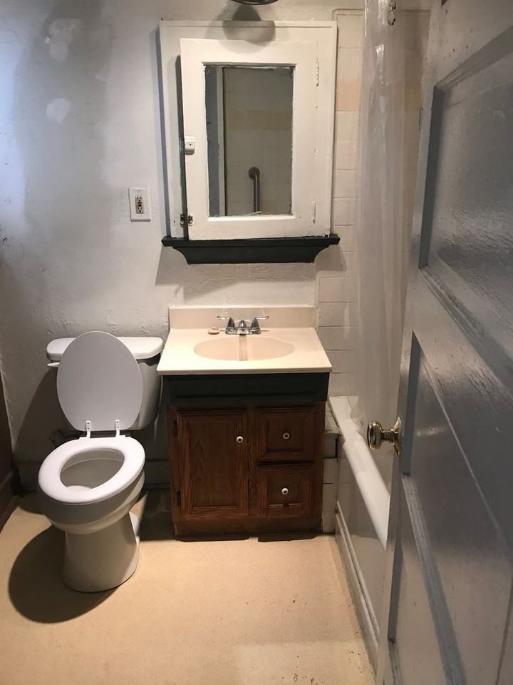 2196 - 2198 W. 27th Street - Photo 2 of 19