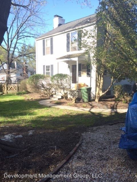 2310 Pickwick Rd - Photo 3 of 14