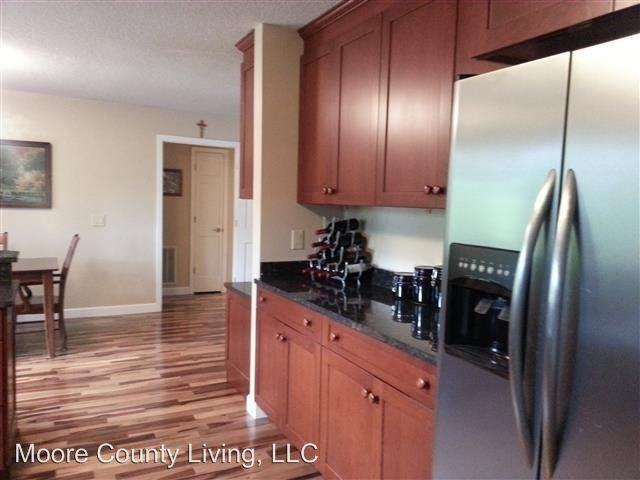 1107 N Fort Bragg Rd - Photo 3 of 7