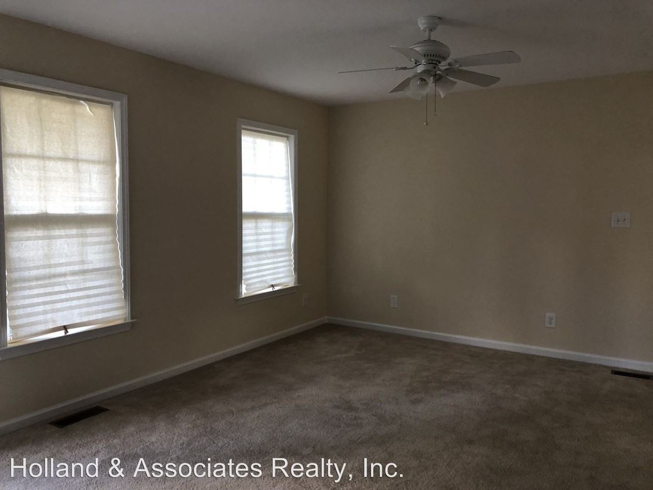 105 N High St - Photo 3 of 9
