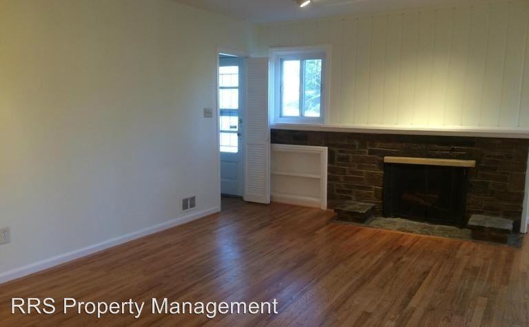 1001 Roswell Dr - Photo 2 of 9