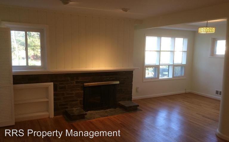 1001 Roswell Dr - Photo 3 of 9