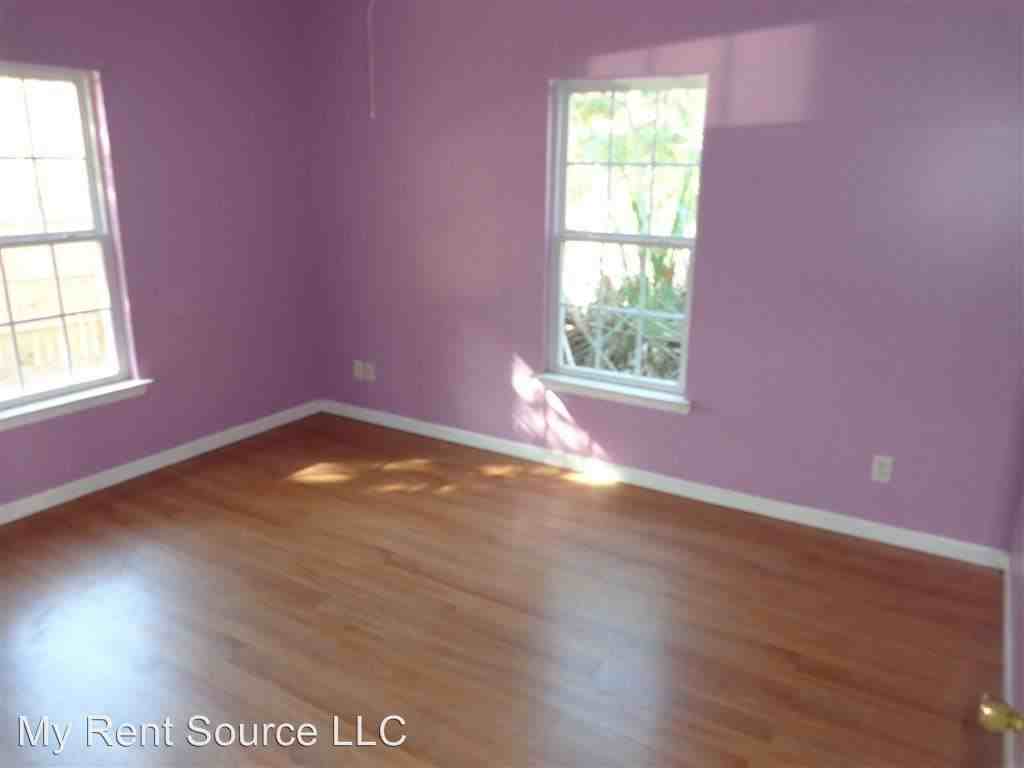 105 Collier St - Photo 3 of 6