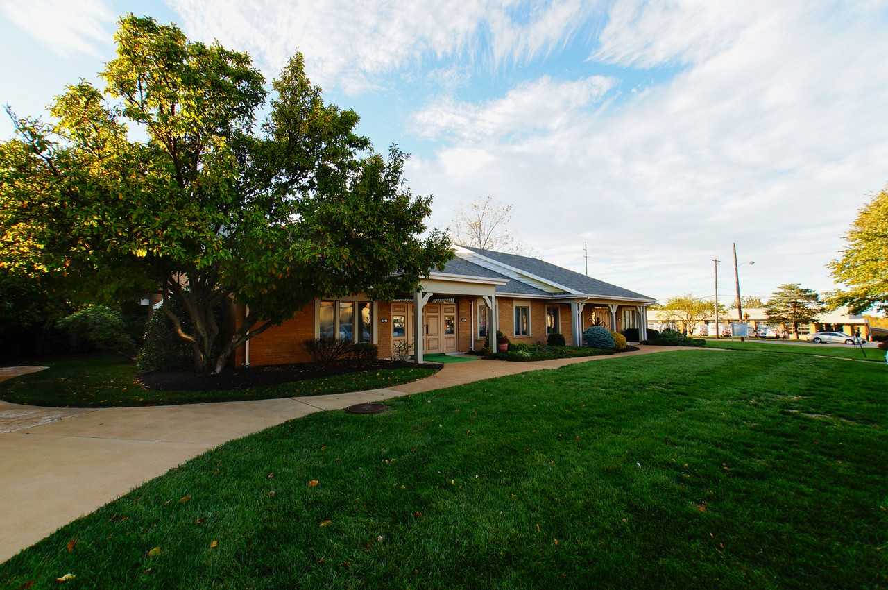 989 Gardenview Office Pkwy - Photo 2 of 4