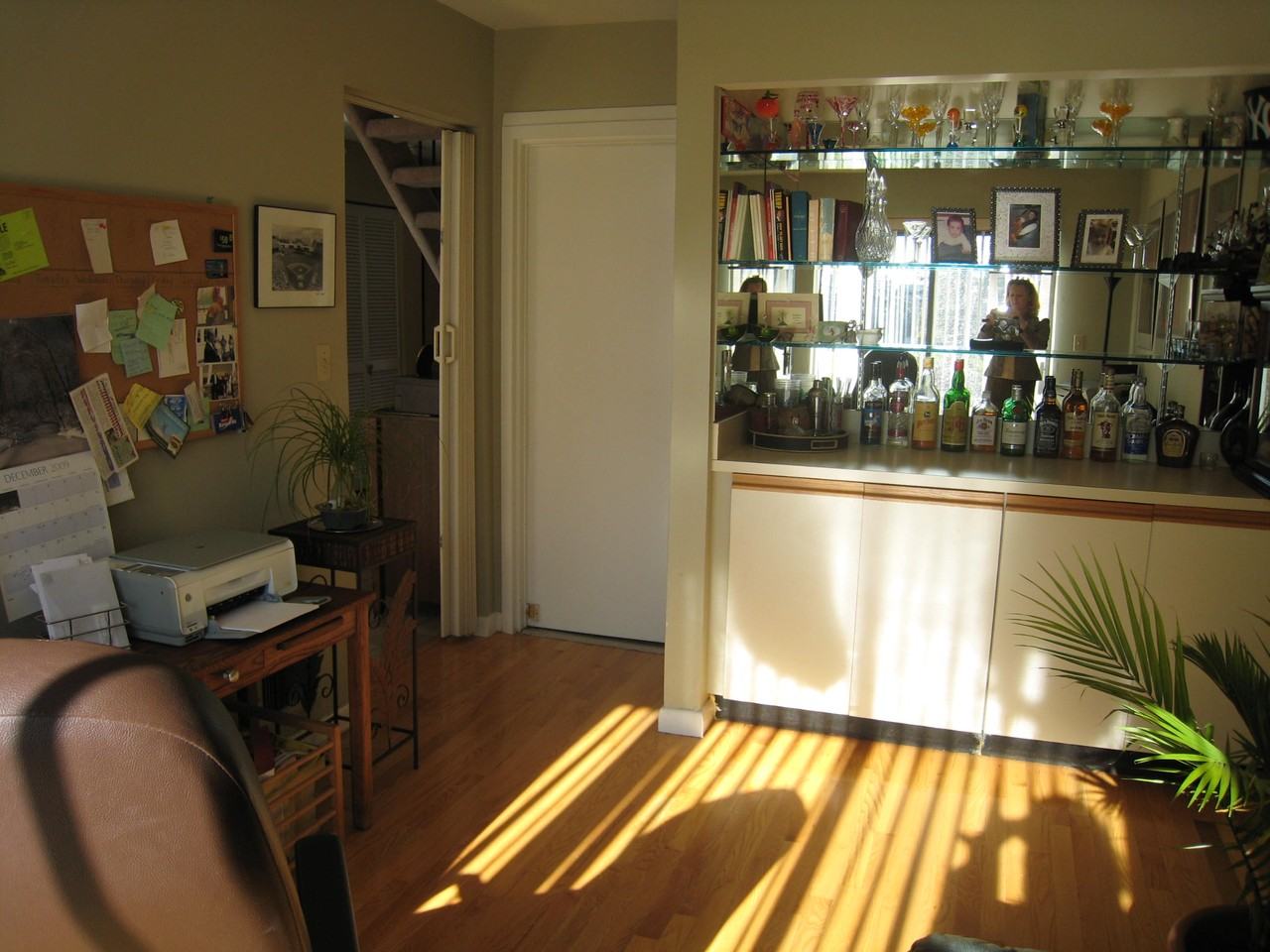 67 Arthur Ct - Photo 3 of 9