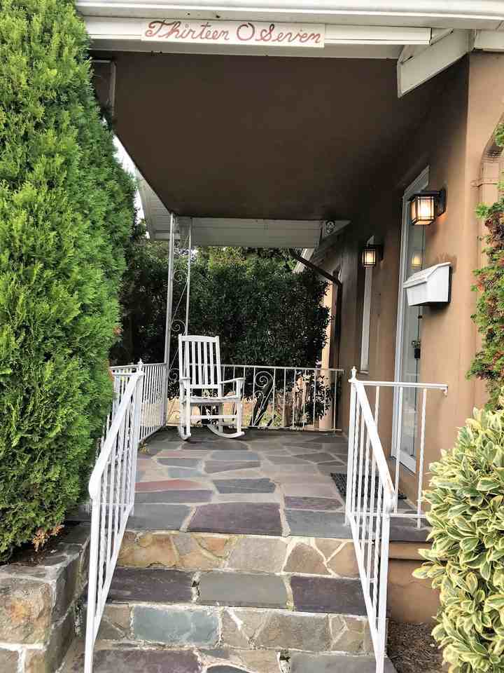 1307 Shore Rd - Photo 2 of 16