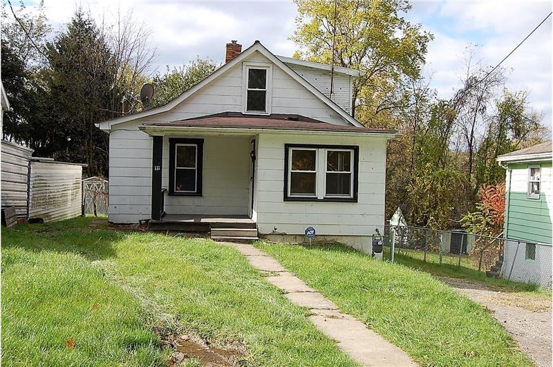 111 Floyd St - Photo 2 of 19
