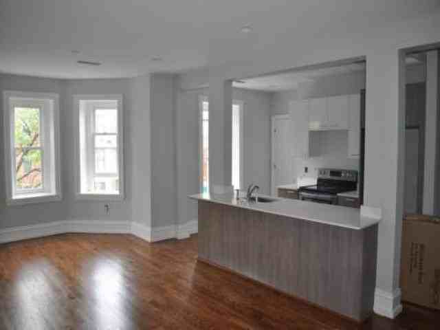 1903 Spring Garden St - Photo 3 of 3