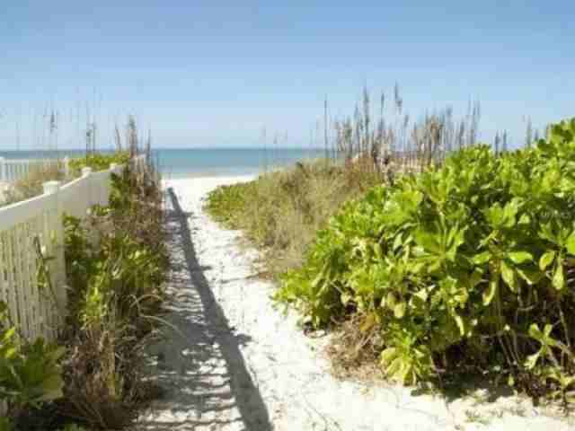 1801 Gulf Dr N - Photo 2 of 6