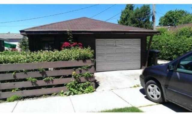 7300 W 61st St - Photo 3 of 5