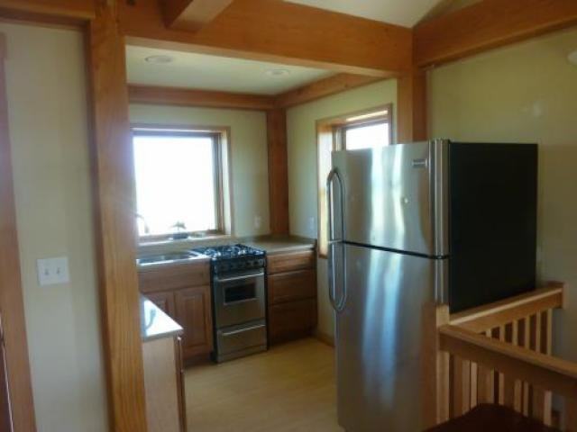 1906 Fairview Dr - Photo 3 of 6