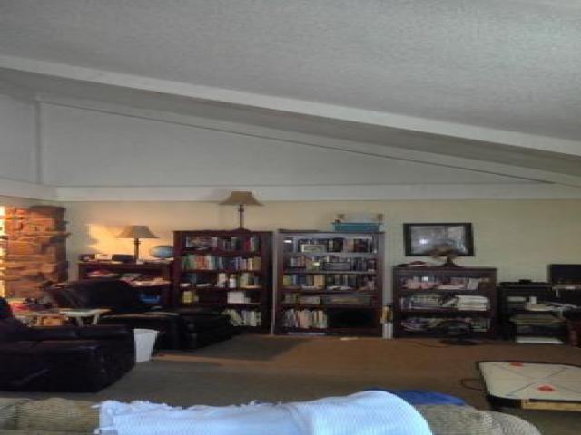 10604 E 30th St - Photo 3 of 6