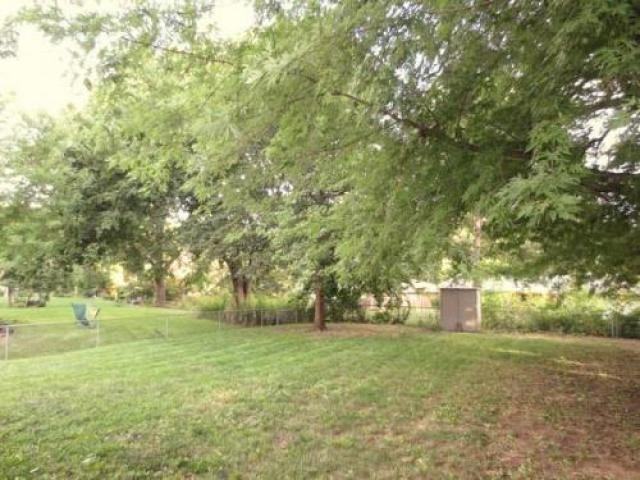 1806 Vaughn Dr - Photo 2 of 6