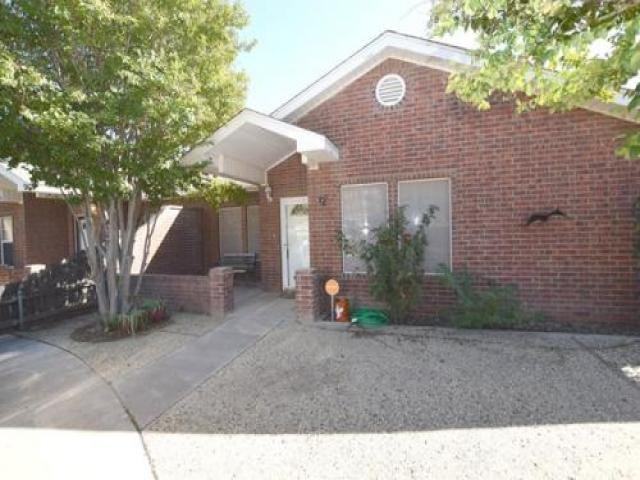 4703 Dentcrest Dr - Photo 2 of 6