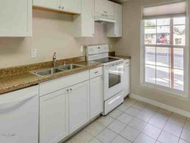 1983 E Don Carlos Ave - Photo 2 of 6