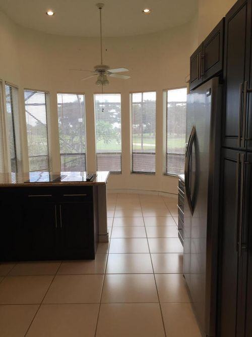 10144 Spyglass Way - Photo 3 of 8