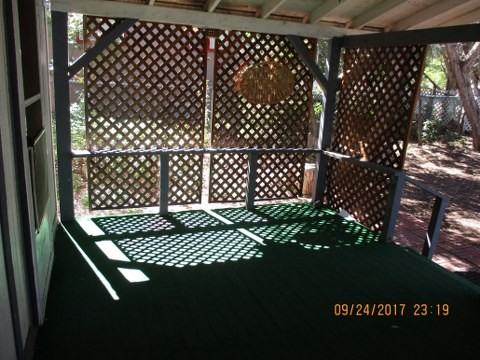 1061 S 9th Dr - Photo 3 of 11