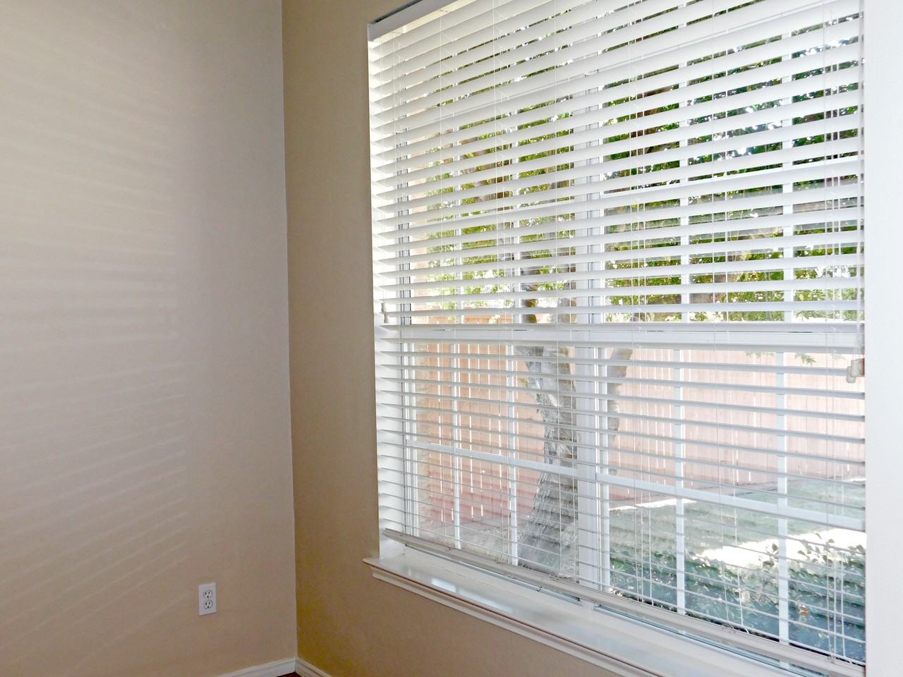442 Maple Sugar Dr - Photo 2 of 25