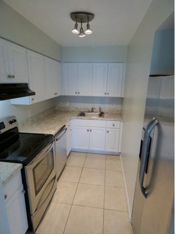 535 Verbena Ct - Photo 3 of 7