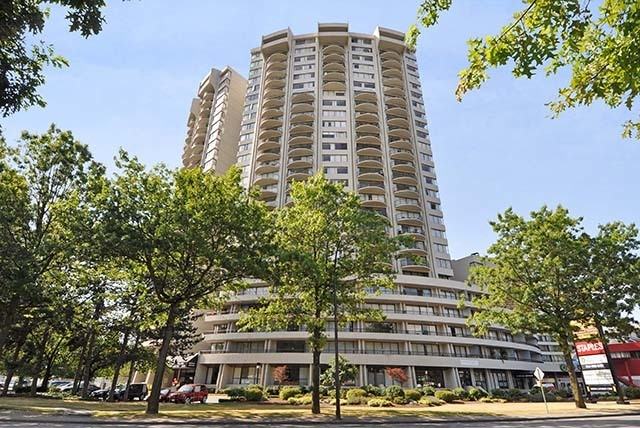 International Plaza Apartments - Photo 2 of 10