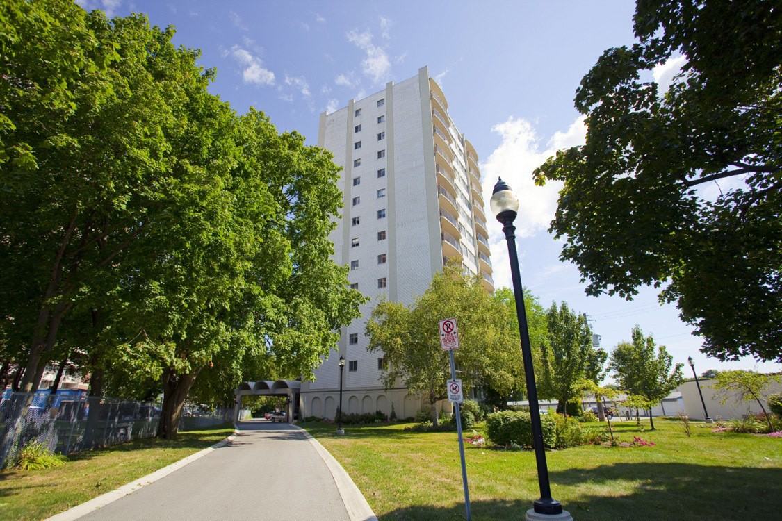 Pine Terrace Apartments 511 Guelph Line, Burlington, ON L7R 3M3 Zumper