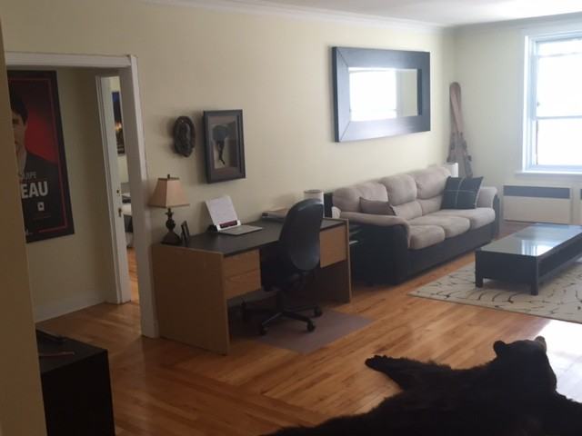 3777 Chemin de la Côte-des-Neiges - Photo 2 of 8