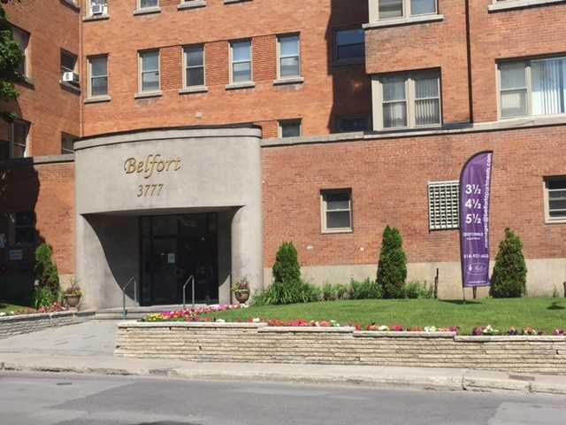 3777 Chemin de la Côte-des-Neiges - Photo 3 of 8