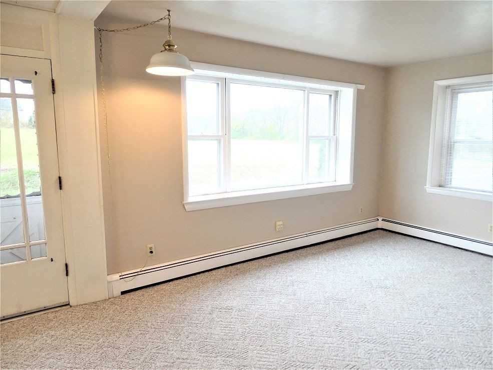 2811 2811 Heidelberg Avenue - Photo 2 of 20