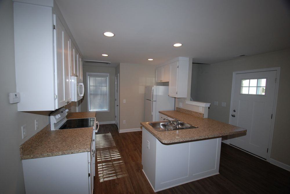 115 E Kennel Ln - Photo 3 of 13