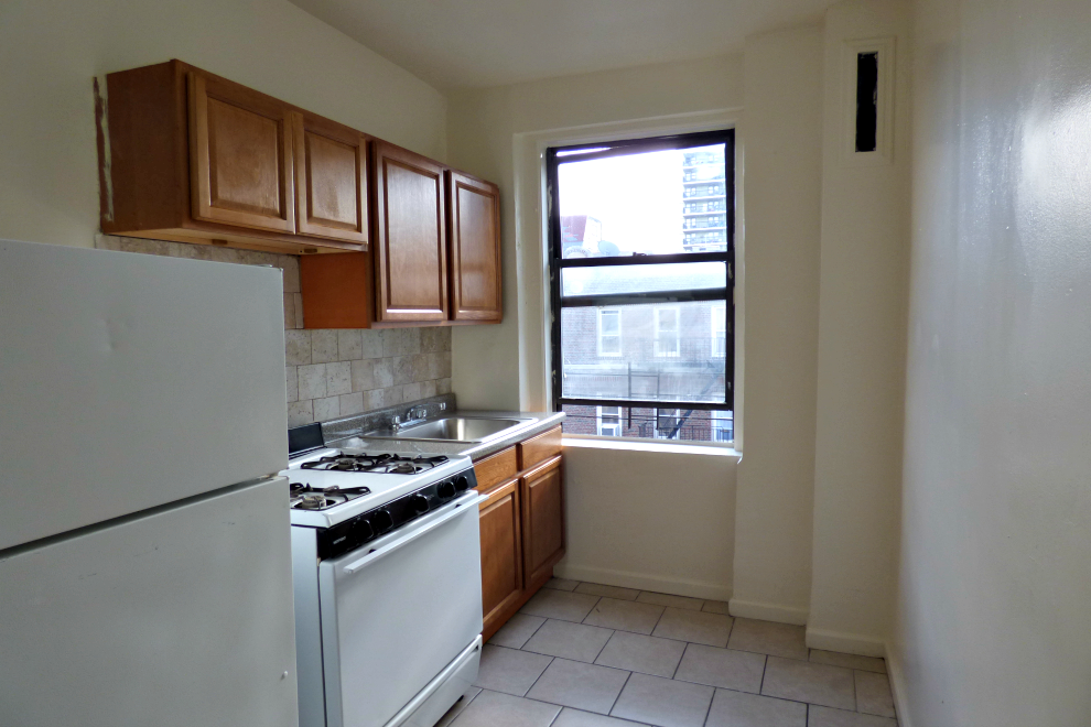301 Audubon Avenue 55 - Photo 3 of 8
