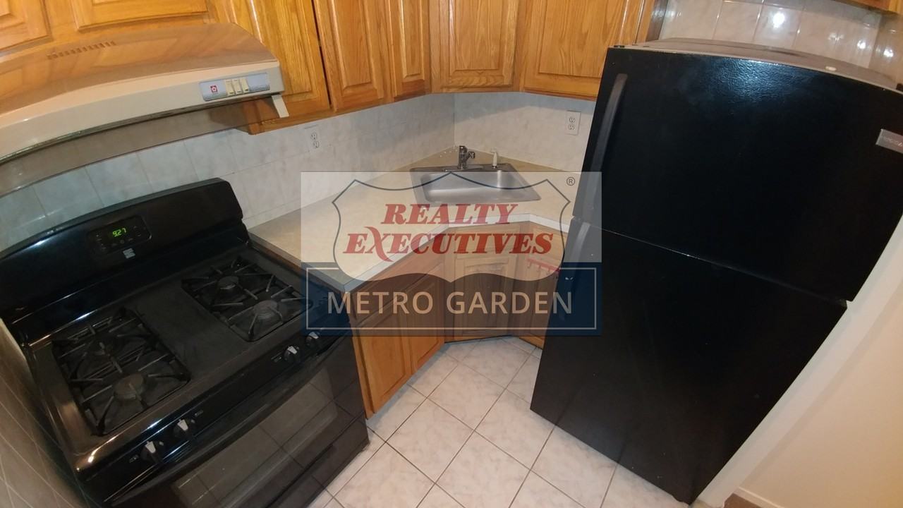 57-45 74th Street #G2 - Photo 3 of 15