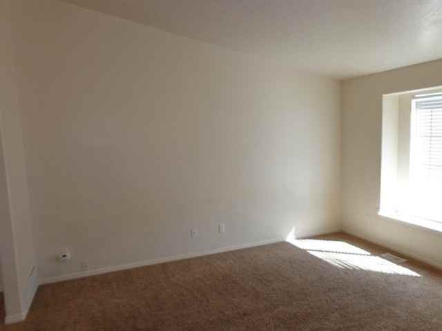 846 W 1520 N - Photo 2 of 14