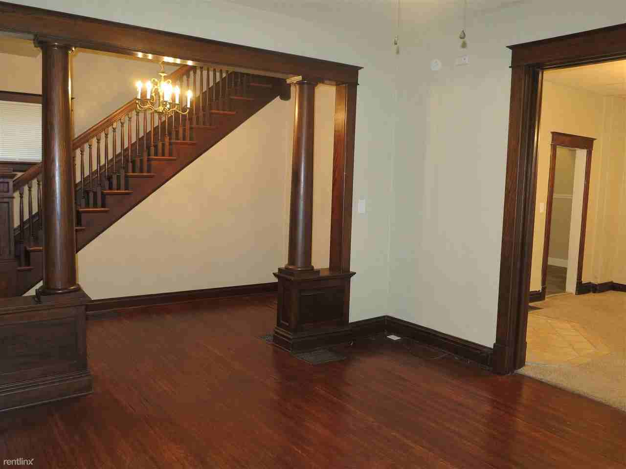 635 S Fuller Ave - Photo 3 of 21