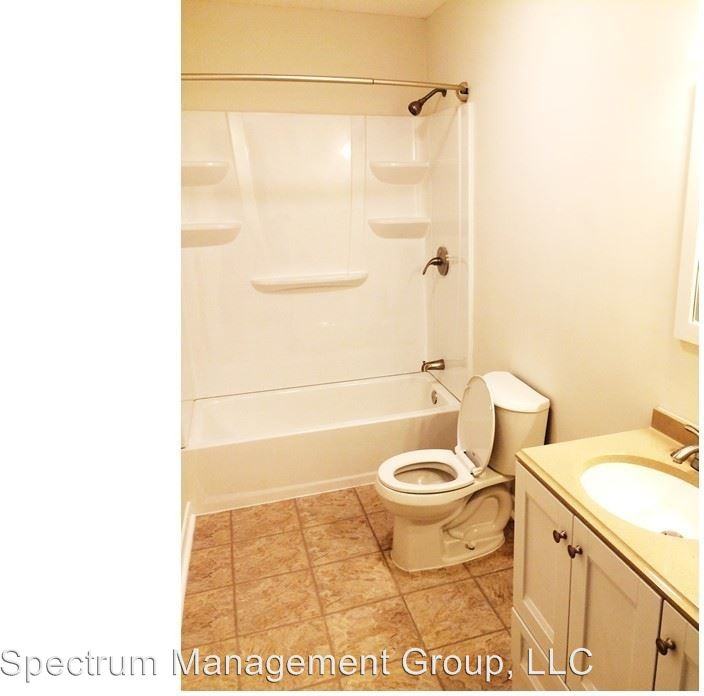 1168 Lakeshore Rd - Photo 3 of 10