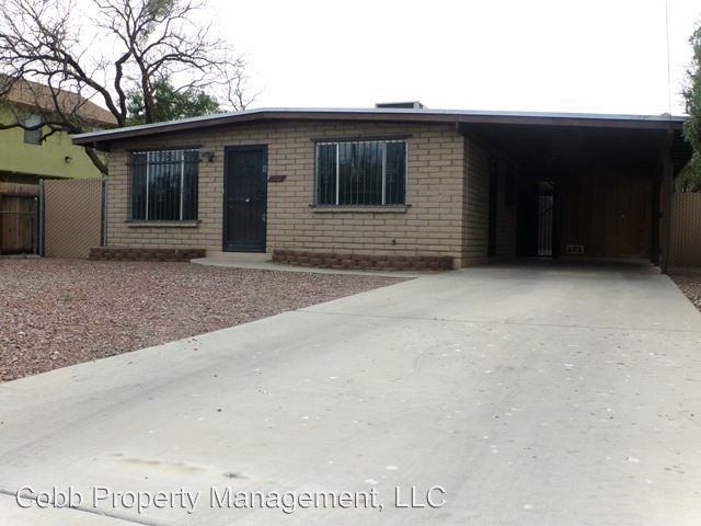 2908 E Presidio Rd - Photo 2 of 20