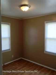 2022 Rhode Island St - Photo 2 of 7