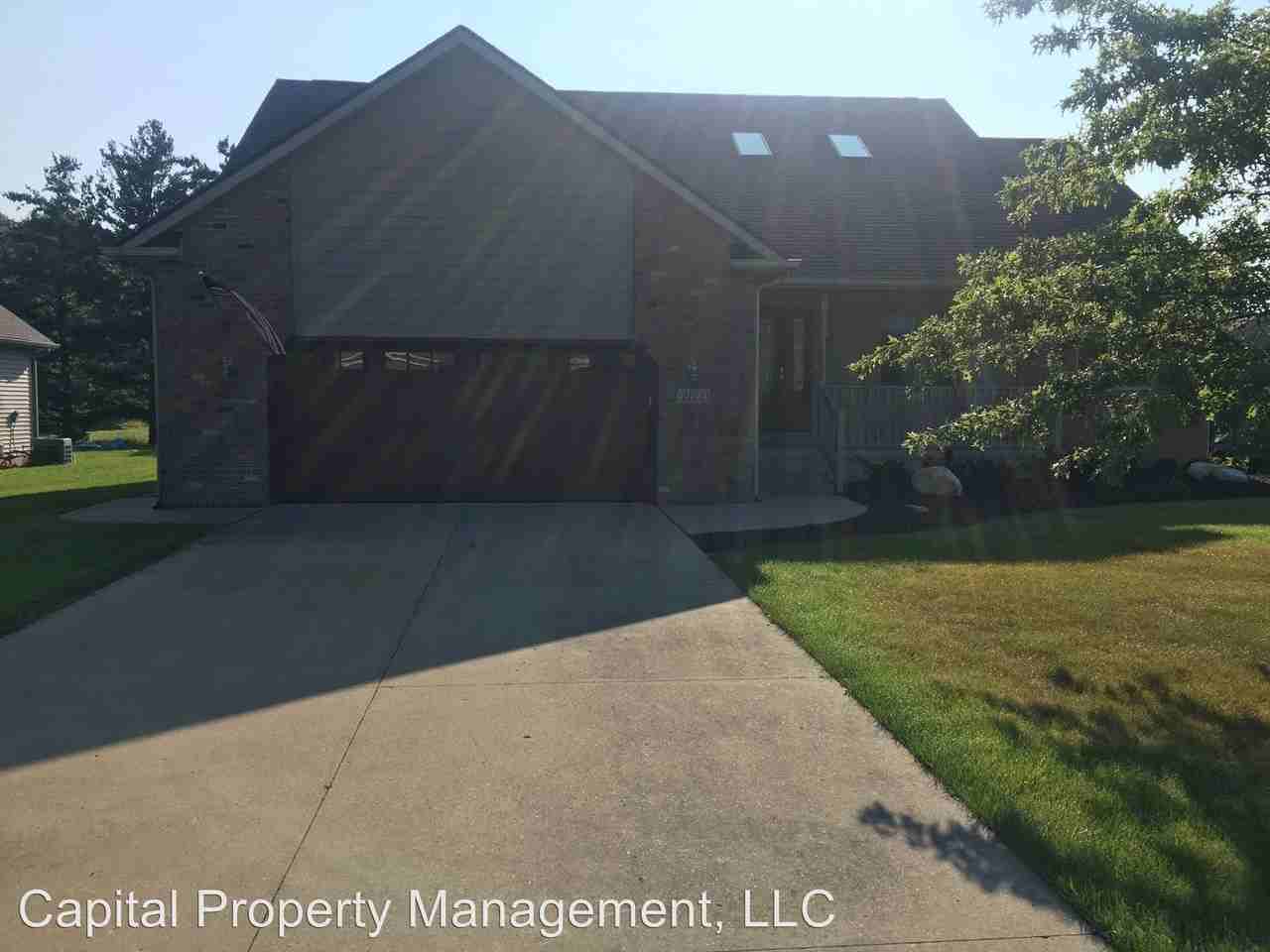 2122 Palace Ct - Photo 3 of 38