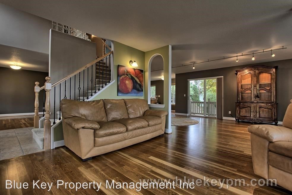 909 SE 77th Ct - Photo 3 of 20