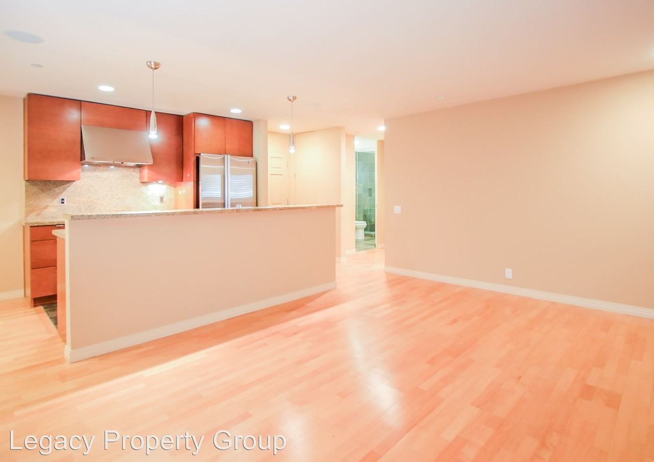 1865 Palm View Pl #230 - Photo 3 of 21