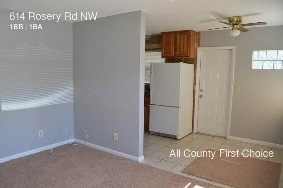 614 Rosery Rd NW - Photo 3 of 8